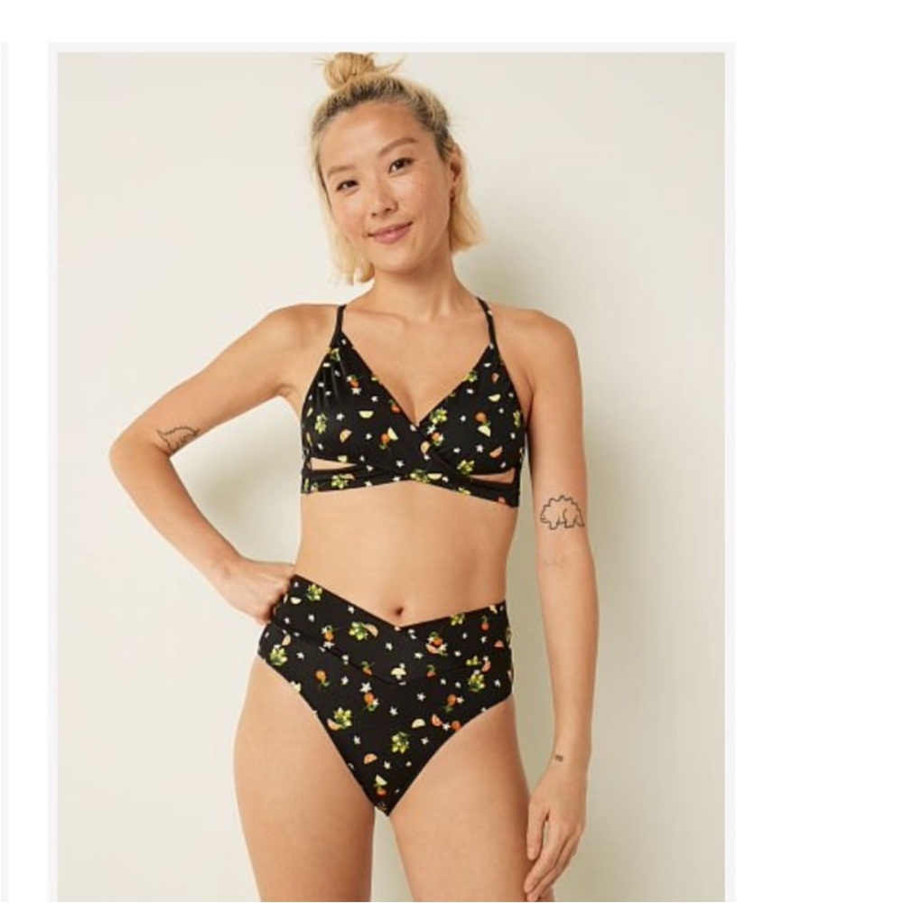 Pink. Citrus. Bikini top.